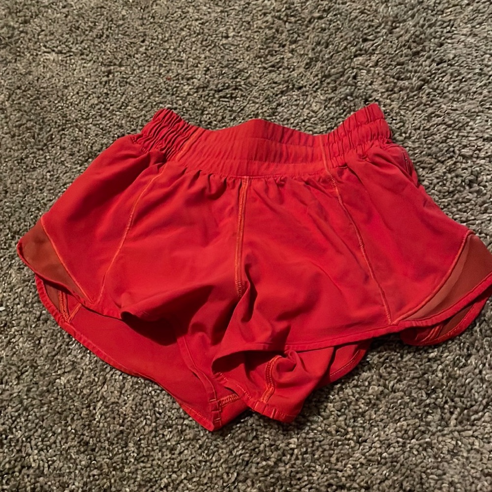 lululemon hotty hot shorts size 0